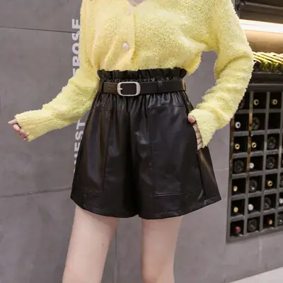 Black Fleece Belted Shorts for Women 2025