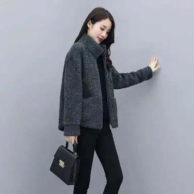 2021 Winter Women's Lambswool Coat Short Fur One-piece