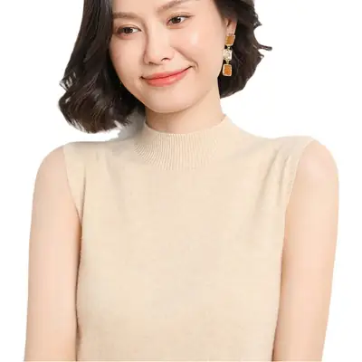 Women's Green Sleeveless Knit Camisole with Half-High Collar