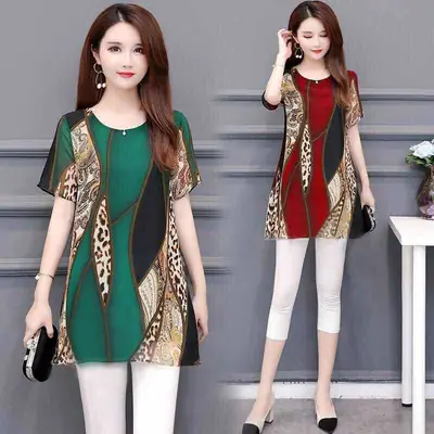 Women Digital Printed T-Shirt Red Leopard Print Mid Length