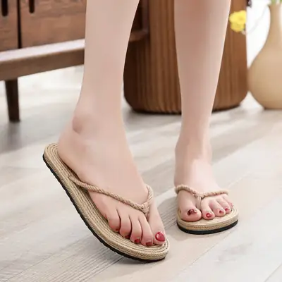 Summer New Fashion Simple Women's Flip Flops Imitation Straw Flat Shoes Outer Wear Beach Flip Flops