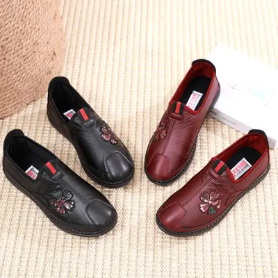 Women's Black Floral Slip-On Shoes with Non-Slip Sole