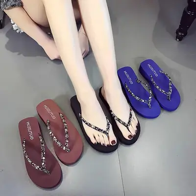 Women Korean Style Black Flats with Beaded Chain