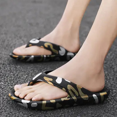 Cross-border flip-flops men's and women's summer large size Beach couple slippers thick bottom slip-on flip-flops fashion trend