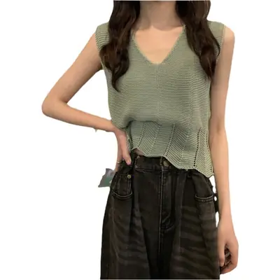 2022 Black V-Neck Knitted Camisole Top