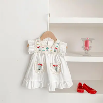 Children's Clothing Dropshipping 2025 Girls Summer Flying Sleeve Cotton and Linen Embroidered Dress Baby Style Lace Princess Dress
