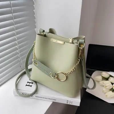 Black Leather Messenger Bag for Women 2022