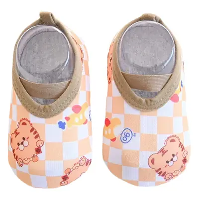 Baby Walking Shoes Red Panda Checkered Soft Soles