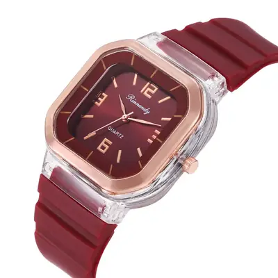 Sporty Quartz Square Watch for Men Women 35mm