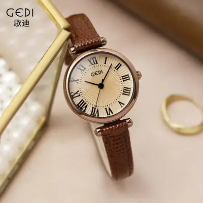 Gold Retro Women's Quartz Watch with Black Strap
