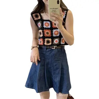 Women's Embroidered Knitted Vest with Hollow Blouse Design