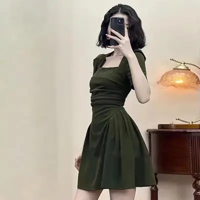 Black Square Collar Pleated Skirt Dress for Women