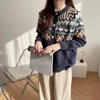Vintage Jacquard Crewneck Sweater Women's Cardigan 2022 Spring Autumn New Loose Ethnic Style Sweater Coat Women's Top