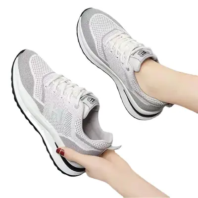 Spring New Flying Woven Women's Sports Shoes Fashion All-match Running Shoes Mesh Casual Female Student Shoes Foreign Trade Women's Shoes