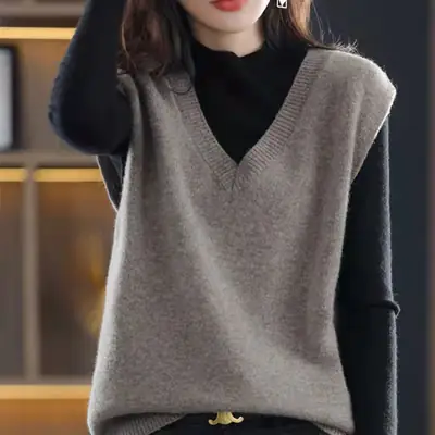 Women V-Neck Knitted Vest Winter Wear
