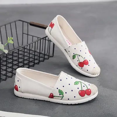 Traditional Patterned Women's Spring Shoes with Soft Sole