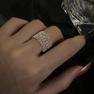 Lace Light High-end Women's Open Ring