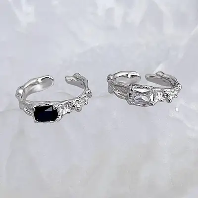 High-End Open Finger Rings with Black Zircon & Silver Plating