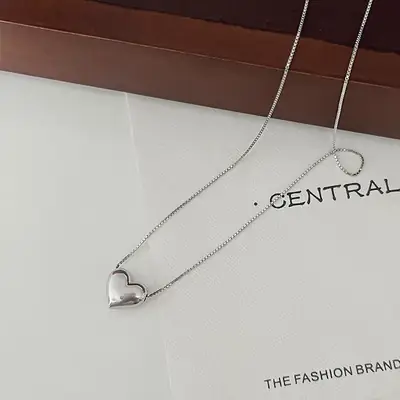 Qianjia S925 Sterling Silver Heart Necklace Peach Heart Heart-Shaped Clavicle Chain Elegant Cold Style Design Daily Work Clothing Style