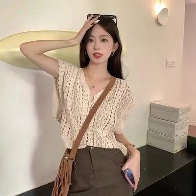 White V Neck Knitted Crochet Sleeveless Top for Women