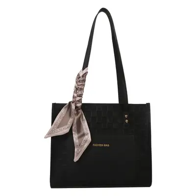 Silk Scarf Decorative Elegant Commuter Bag for Women 2022 Autumn and Winter New Style This Year's Popular Foreign Style Shoulder Tote Bag