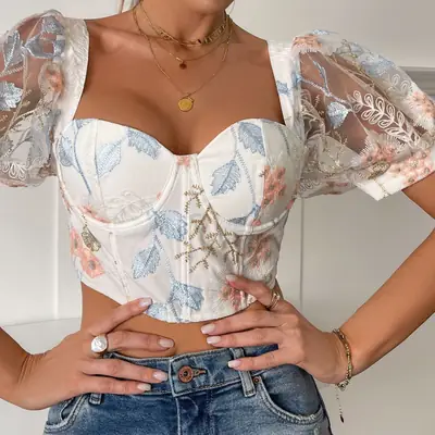Europe & US Hot Selling Lace Bubble Sleeve Top