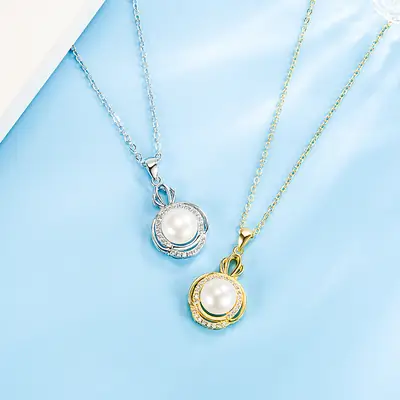 Korean Fashion Pearl Diamond Crown Pendant for Women