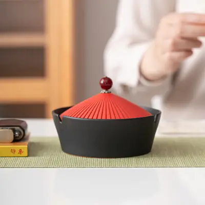 Ceramic Ashtray with Red Hat Cover for Home Office