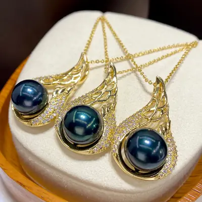 Gold Injection Pearl Necklace with Round Beads