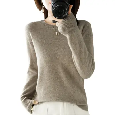 Women Orange Knit Round Neck Pullover Sweater