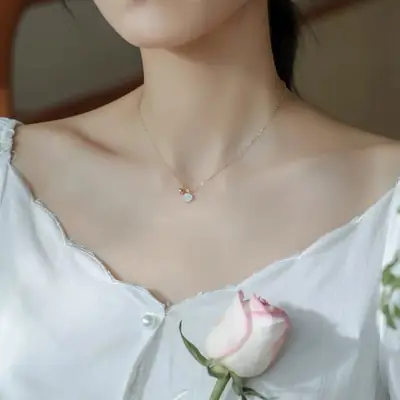 Deep Sea White Butterfly Gold Pearl Necklace for Women