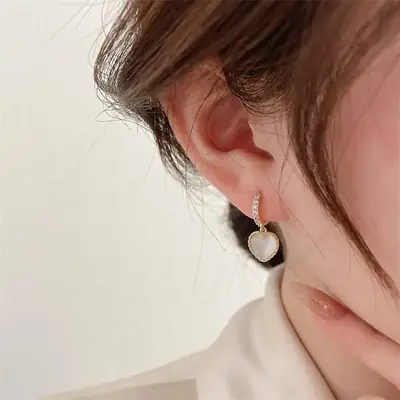 Korean Niche Cat's Eye Earrings for Women