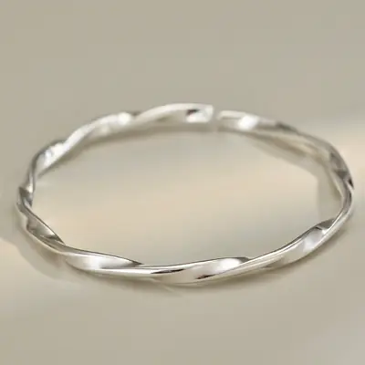 Mobius Bracelet Women's Silver Plated Step-by-Step Love