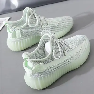 Women's Coconut Flying Weaving Casual Running Shoes 2022