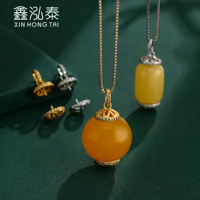Japanese Pearl Pendant Necklace with Buckle & Button Set