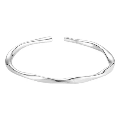 Silver Minimalist Bracelet for Women Summer Wear