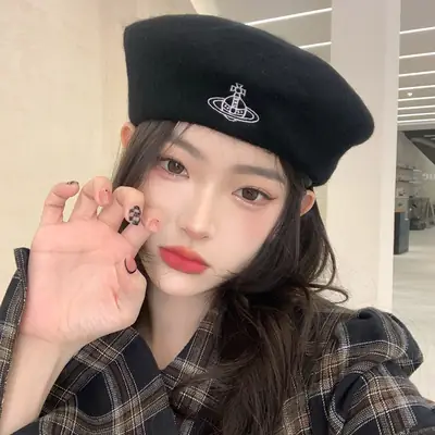 Women Wool Beret Winter Hat Black Plaid