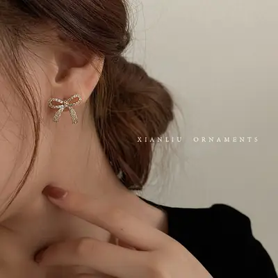 S925 Gold Bow Earrings for Women Elegant Rhinestone Design