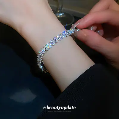 Korean Fashion Zircon Stitching Clasp Bracelet for Women