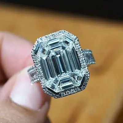 Cao Shi Square Zircon Engagement Ring for Women