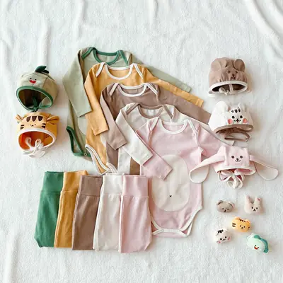 Korean Style Baby's Three-Piece Suit Set with Hat