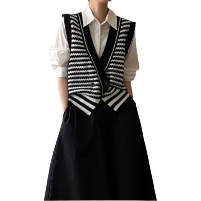 Women's Green Striped Knitted Vest Top Autumn Wear