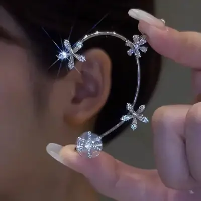 New Fashionable Distinctive Fashion Rotating Flower Ear Clip High-grade Light Luxury Ear Hanging Unique Earrings