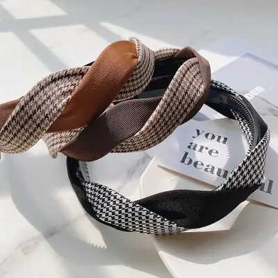 2022 New Retro Houndstooth Hair Hoop Toothed Headband