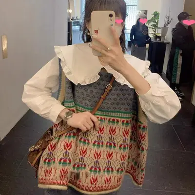 Literary Retro Vest Knitwear for Women Sleeveless Loose Lazy Style Round Neck Small Flower Casual 2024 Pullover Knitwear for Women