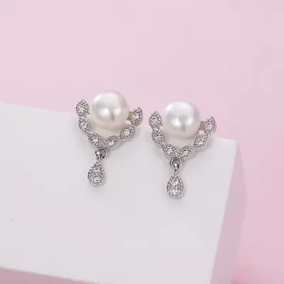 Inlaid Zircon Pearl Earrings for Women