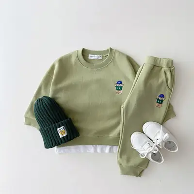 Kids Korean Style Green Sweatshirt Set with Beanie & Slippers
