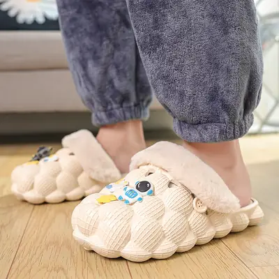 Winter Couple Cotton Slippers Men's Outer Wear Toe Warm Indoor Home Non-slip Slippers Cartoon Astronaut Cotton Slippers Women