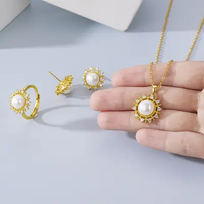 Retro Light Luxury Pearl Jewelry Set for Women