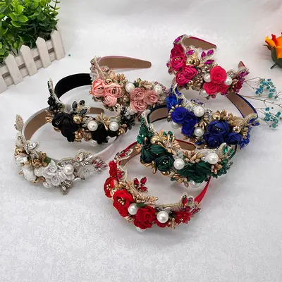 Baroque Rhinestone Pearl Headband with Skull Drill Design
